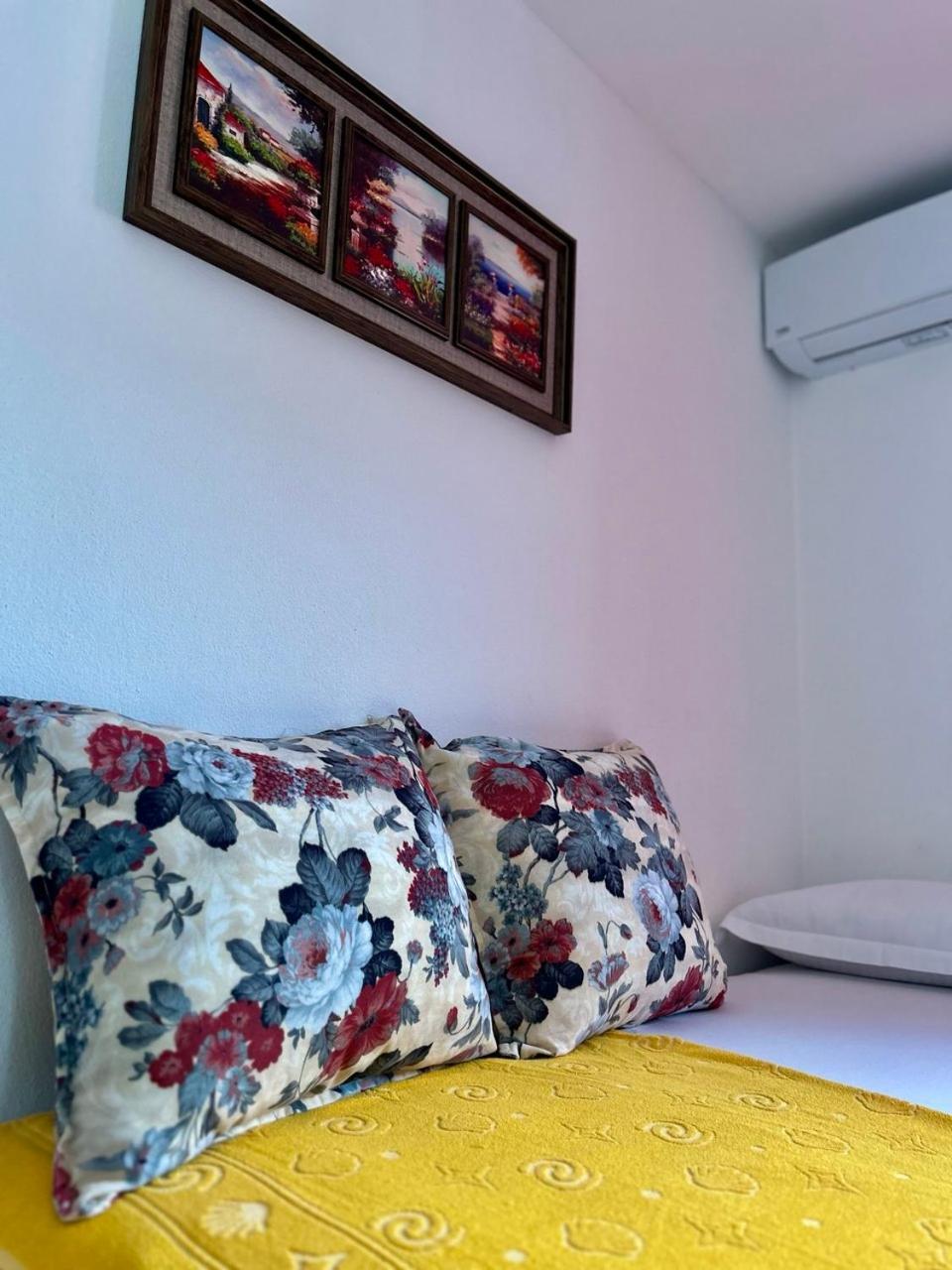 Apartments Marija Тиват Екстер'єр фото