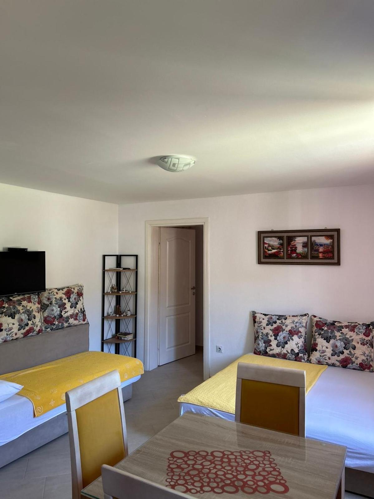 Apartments Marija Тиват Екстер'єр фото